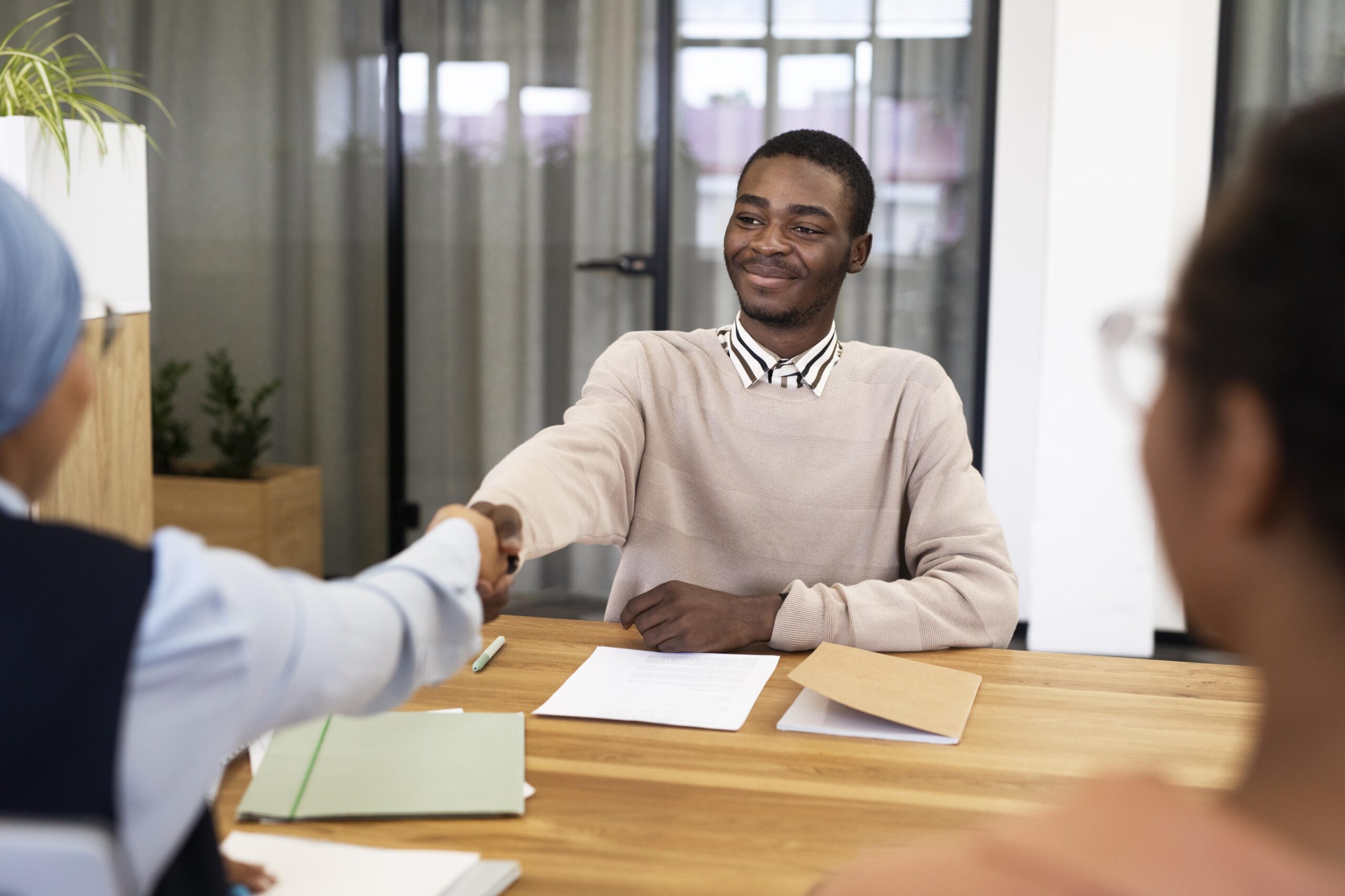 The benefits of working with a recruitment company for job seekers