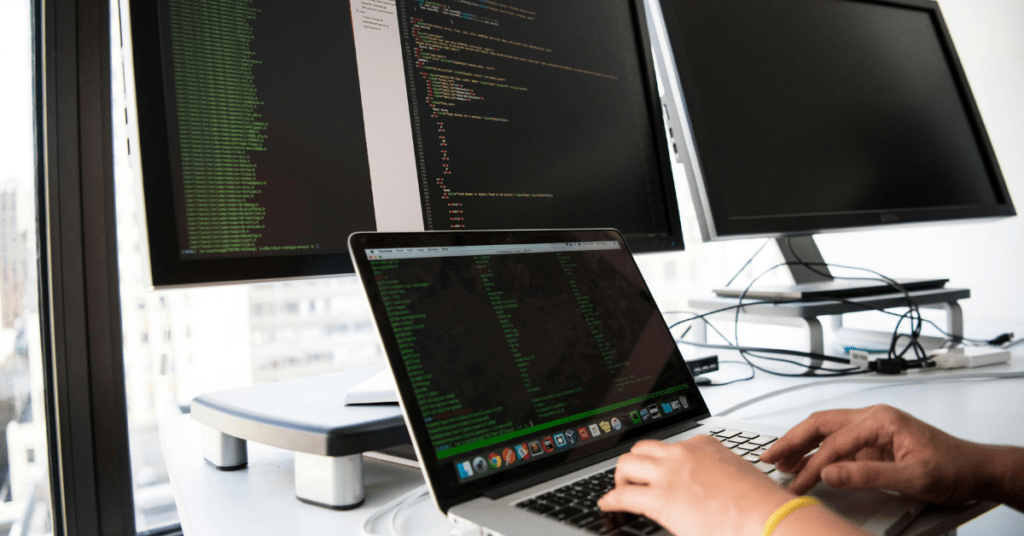 Advantages of Hiring Remote Developers